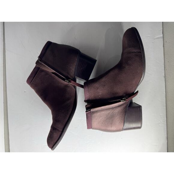 Toms Womens Loren Forest MaroonSuede Pearlized Metallic Cap Toe Heel Booties 11 - Picture 3 of 11